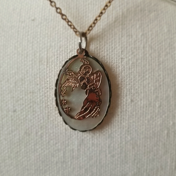 Angel Pendant Necklace - Picture 4 of 9